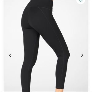Mid-rise PowerHold leggings size: small/short